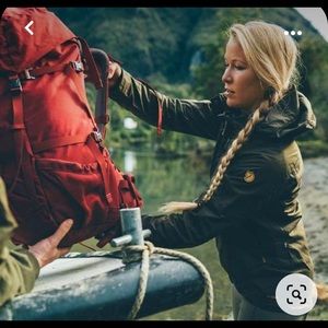 NWT Fjallraven navy blue rain jacket high quality